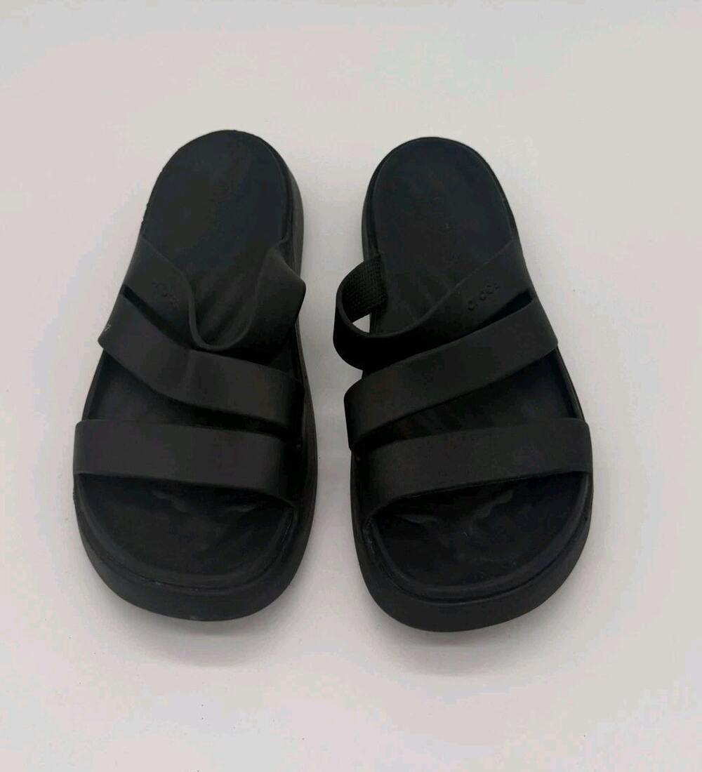 Crocs Sandals Shoes Womens Size 7 Black Strappy Slide Comfort Lightweight Casual